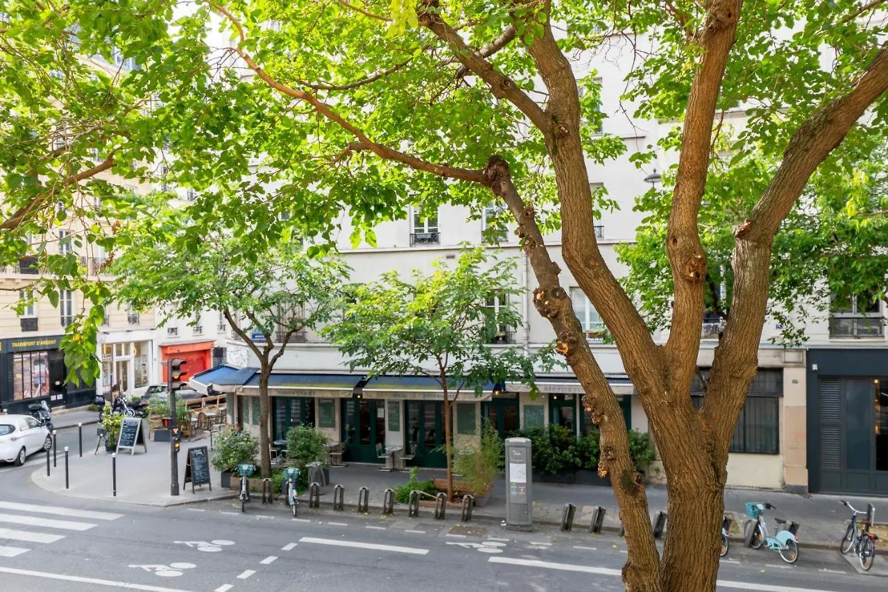 Charmant Deux Pieces Avenue Parmentier Paris