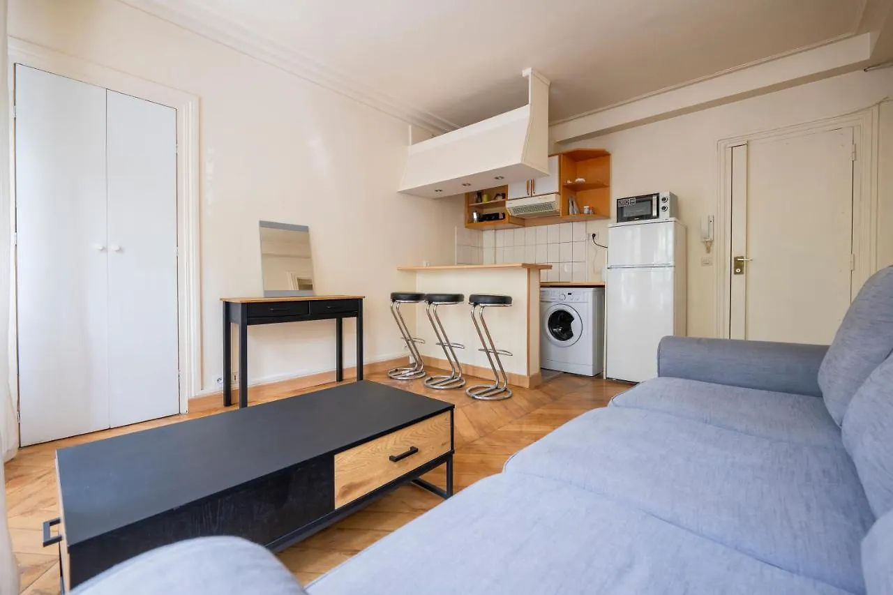 Charmant Deux Pieces Avenue Parmentier Paris Apartment